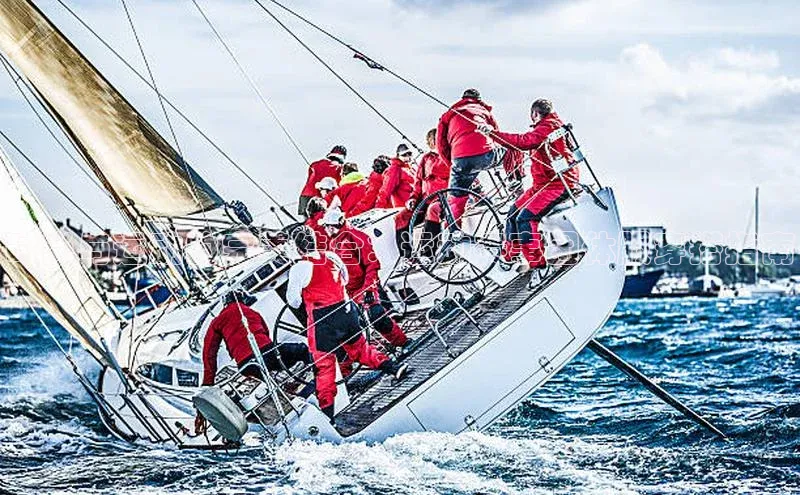 新宝gg—创造奇迹登录百度 H5时尚与运动的完美结合：运动赛事团体服穿搭指南